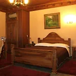Hotel Brilant Antik Center 4*