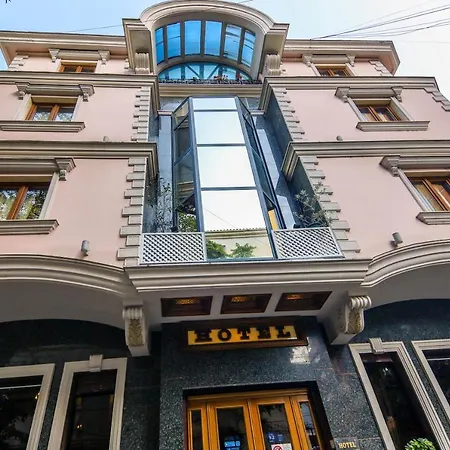 Brilant Antik Center Hotel