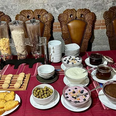 Hotel Brilant Antik Center 4*