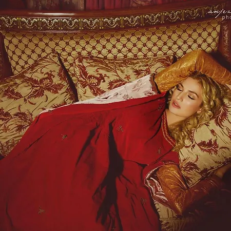 Brilant Antik Center 4* 地拉那