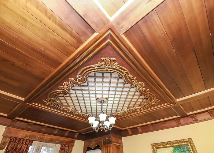 Brilant Antik Center Hotel Tirana