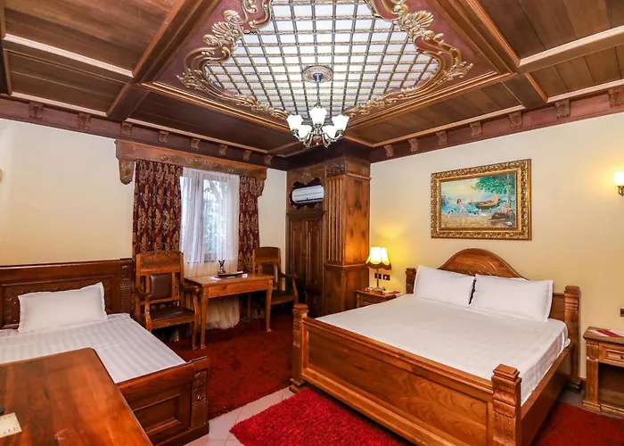 Brilant Antik Center