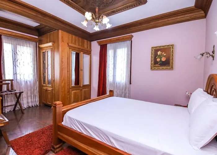 Hotel Brilant Antik Center