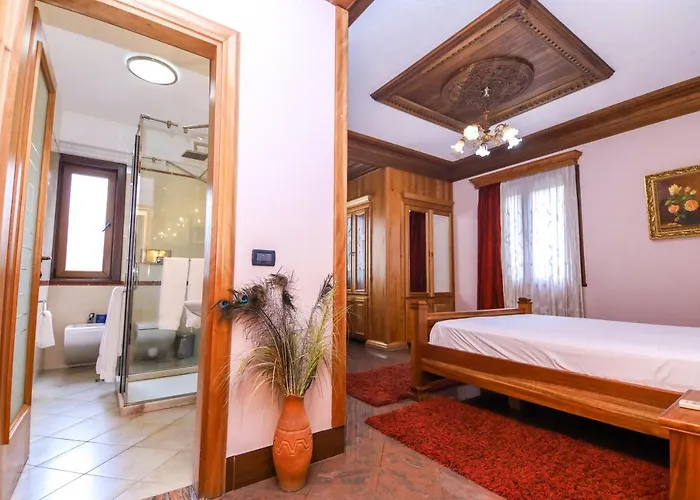 Hotel Brilant Antik Center