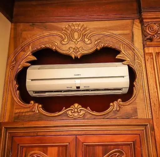 Hotel Brilant Antik Center Tirana