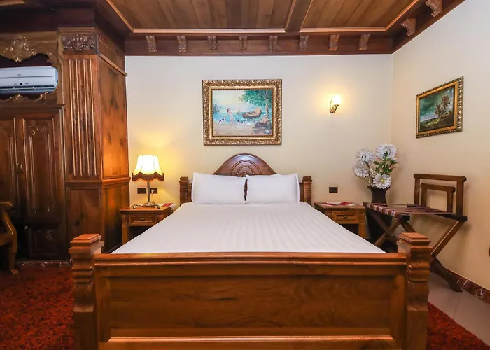 Brilant Antik Center Hotel 4*