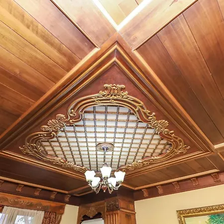 Brilant Antik Center 酒店 地拉那