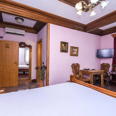 Brilant Antik Center Otel Tiran