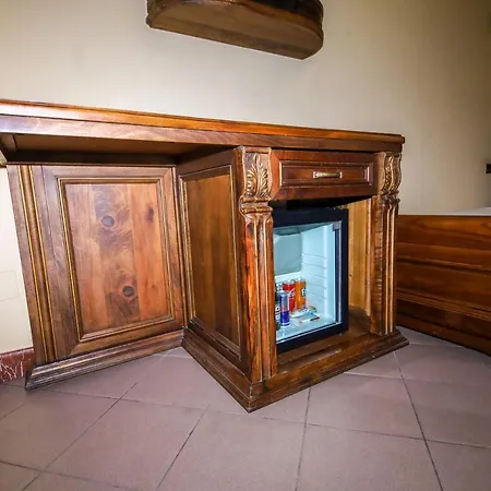 Brilant Antik Center 酒店 4*