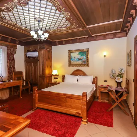 Hotel Brilant Antik Center 4*