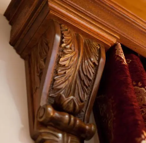 Brilant Antik Center