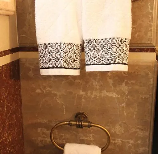 Hotel Brilant Antik Center