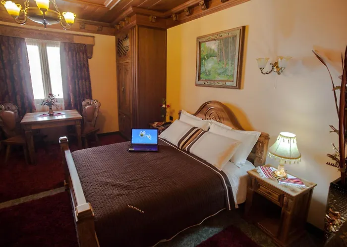 Hotel Brilant Antik Center